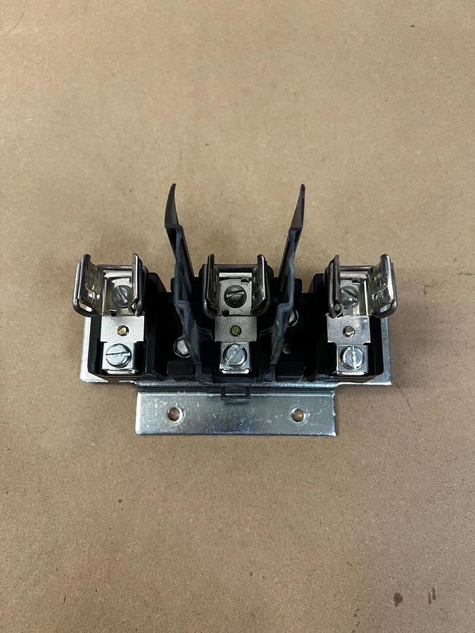 Used Allen Bradley 1494V-FS30 Fuse Block 30 Amp 600 Volts Series D