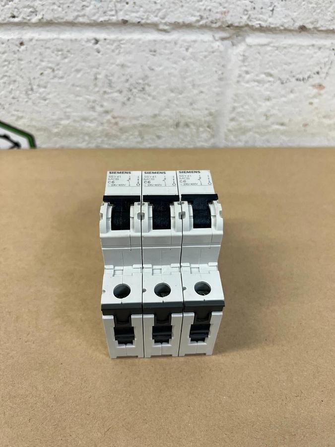 Used Siemens 5SY41 Circuit Breaker - Lot of 3