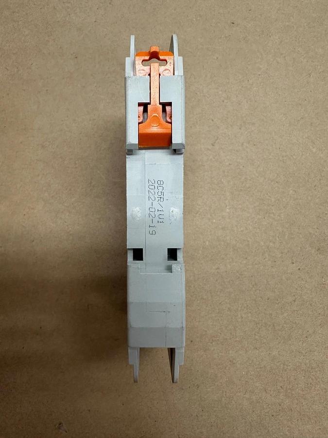 Phoenix Contact TMC 81C 05A Circuit Breaker *NEW*