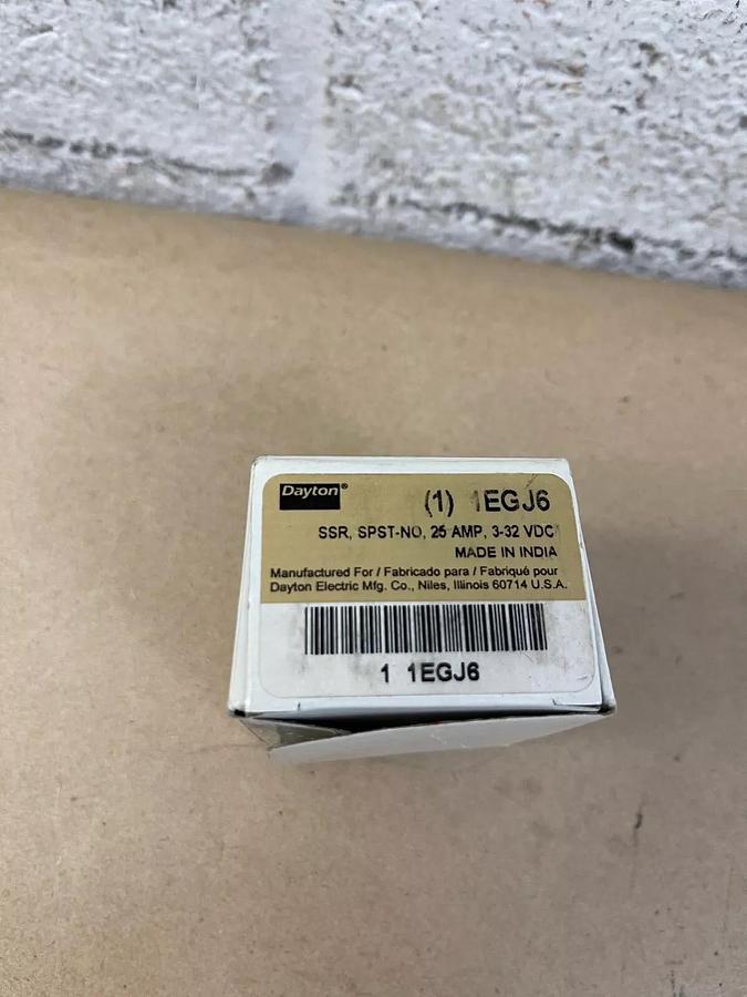 Used Dayton 1EGJ6 Solid State Relay, 25 Amp, 3-32 VDC