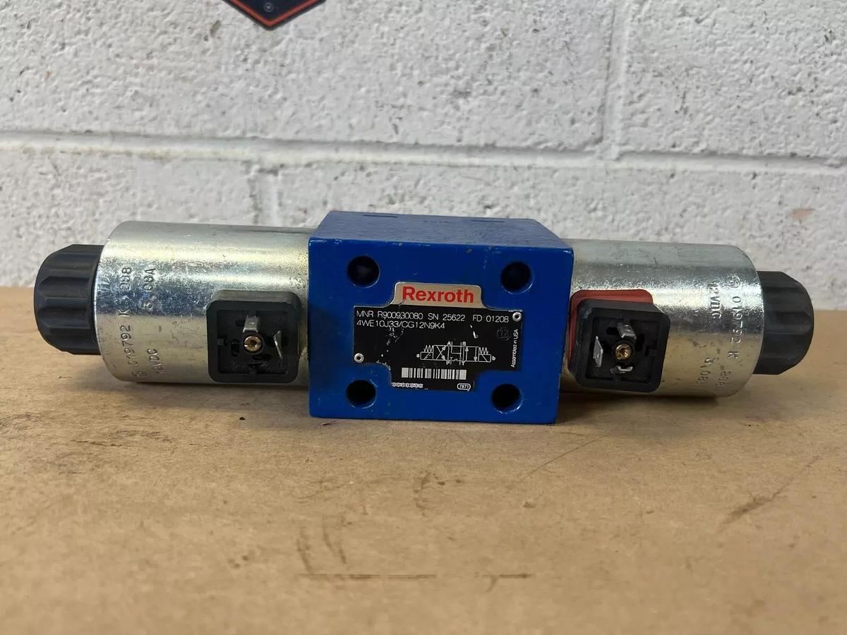 Used Rexroth MNR R900930080 Directional Spool Valve  - Parts Only