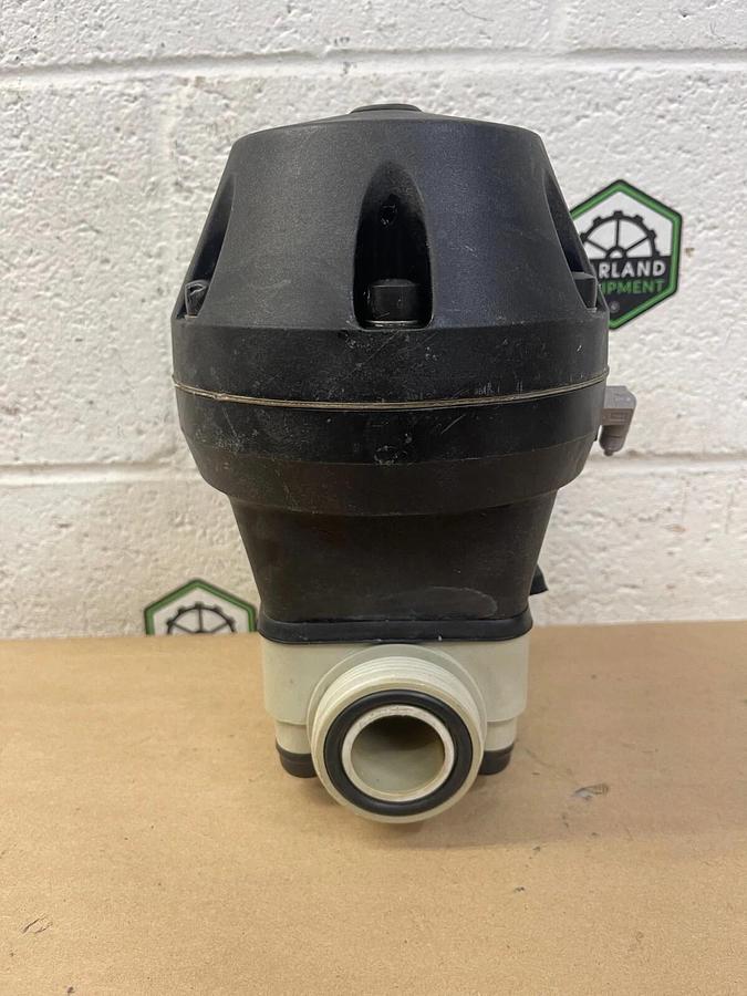 Used Gemü 690 32D 771141 Diaphragm Valve, DN32 PN10 DA40 PP
