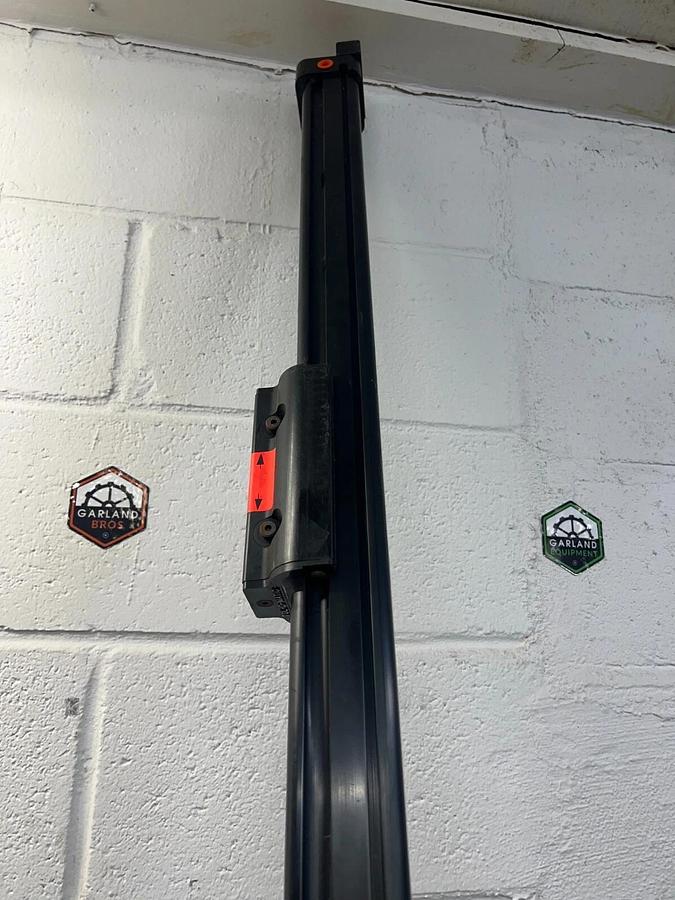 Used TOL-O-MATIC 0915003 Rodless-Style cylinder STK: (82.000)