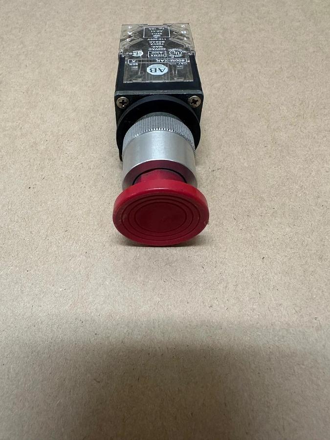 Used Allen Bradley 800MR-D6 Push Button Switch w/ 800M-XAK Contact Block