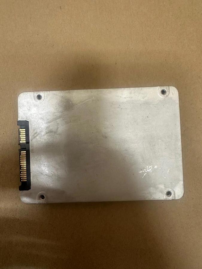 Used Intel SSDSA2CT040G3 SSD 320 Series 40GB