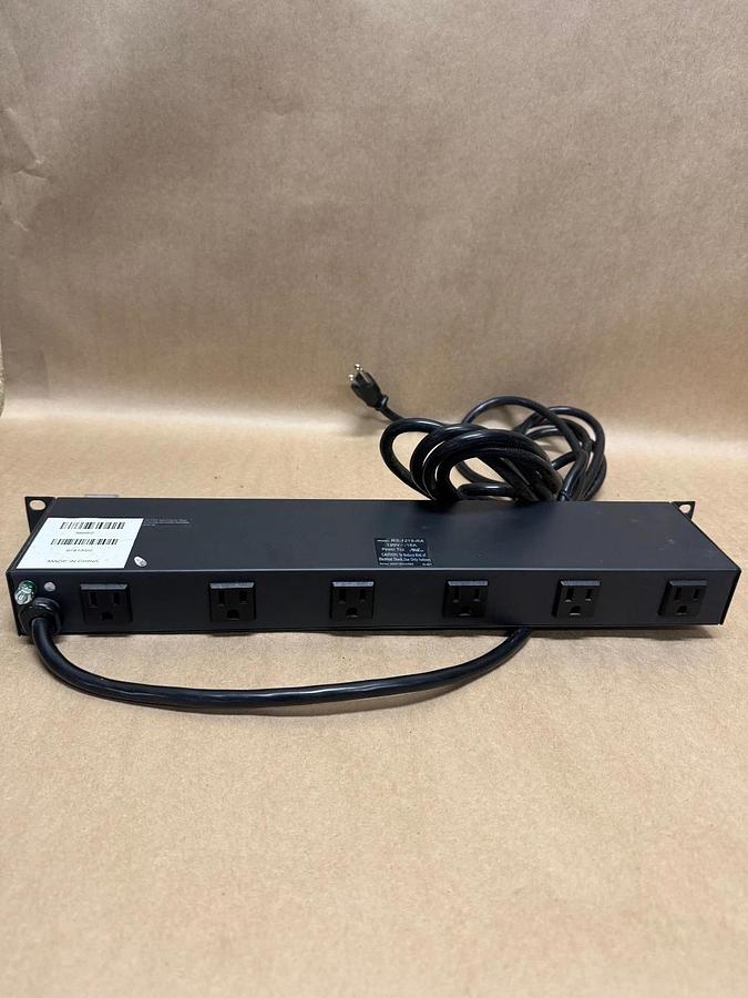 Used Tripp Lite RS-1215-RA 12 Outlet Surge Protector/ Power Strip