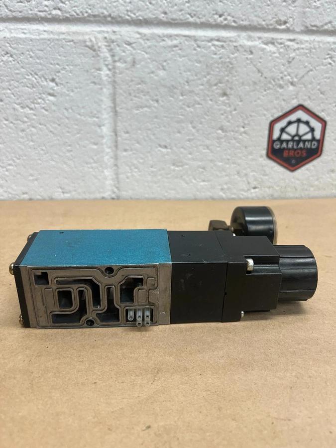 Used MAC PR82A-GADA Pressure Regulator