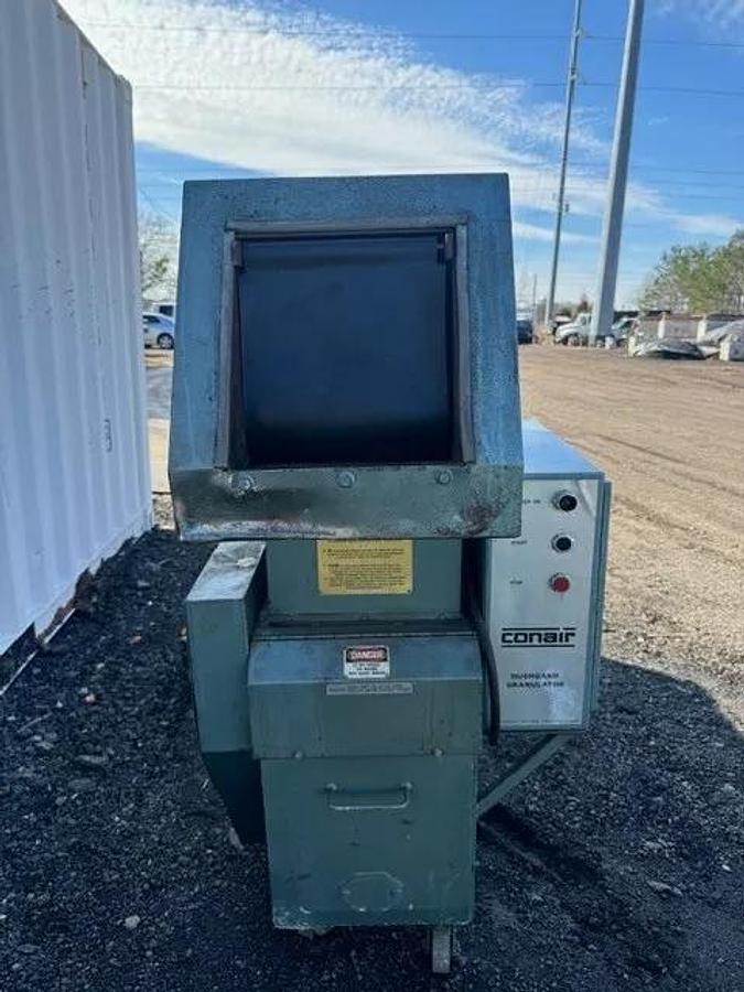 Used Conair 72000402 Granulator, 5 Hp, 460V, 6.8A