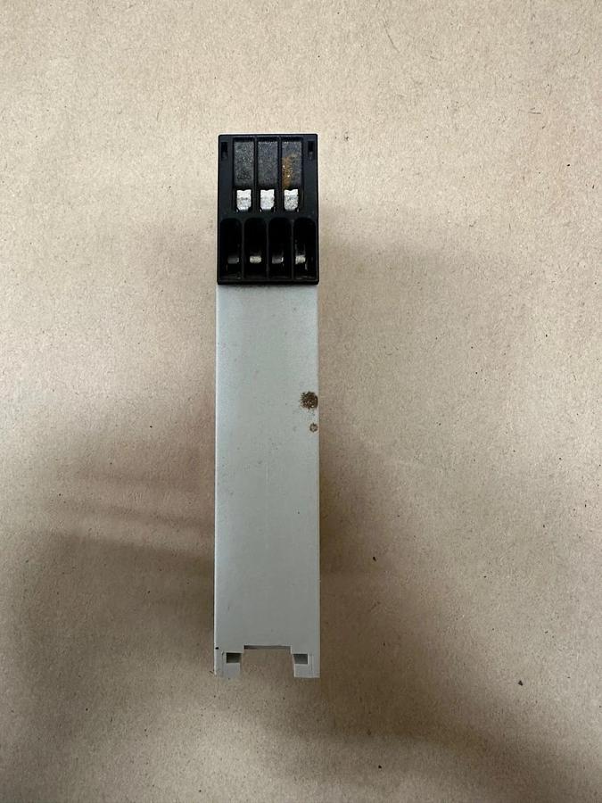 Used Banner GM-FA-10J Gate Monitoring Safety Module