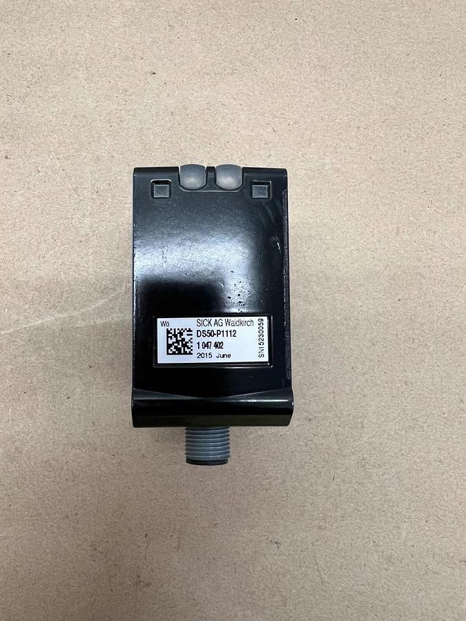 Used SICK DS50-P1112 1047 402 1523 Distance Sensor