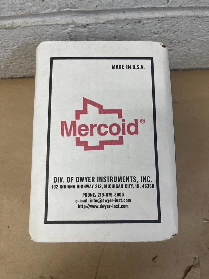 Dwyer (Mercoid) AP-153-37 Mercoid Control, Pressure Switch, Diaphragm Operated
