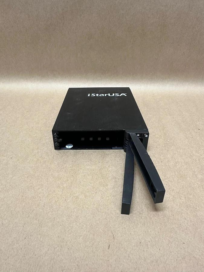 Used iStarUSA Removable Unit for 2.5” SATA Hard Drive