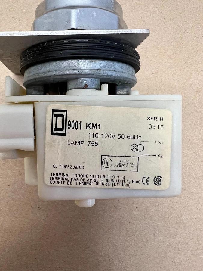 Used Square D 9001 KM1 Ser H 755 Red Lamp
