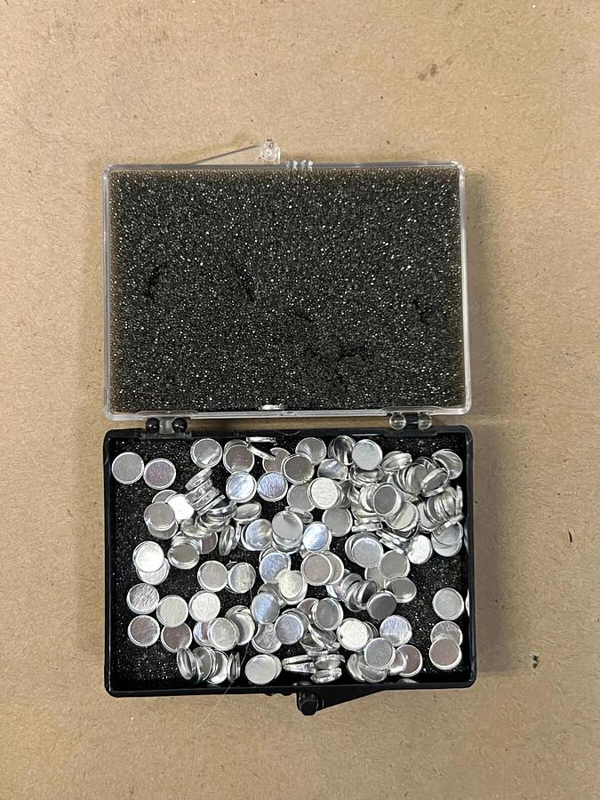 Used DuPont Instruments 900779 901 Aluminum Testing Trays