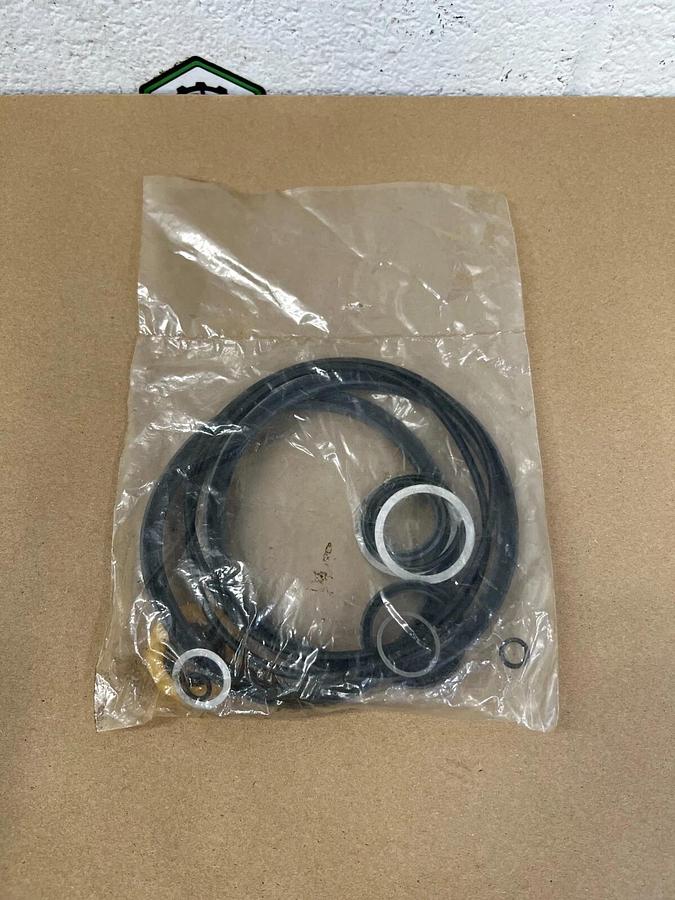 Used Cylinder Works 5AT-24CC Piston & Rod Kit