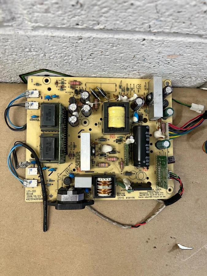 Used Innolux ILPI-135 Power Board