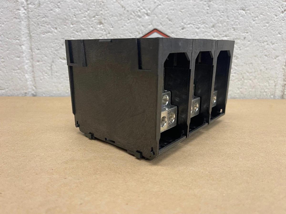 Marathon 133358 CH Distribution Block 600V, 420A *NEW*