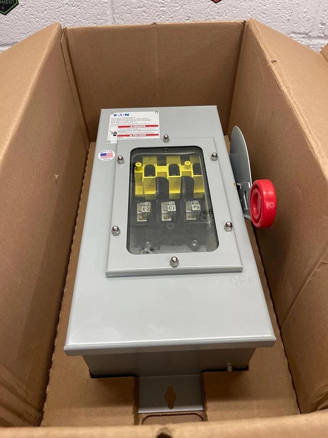 Eaton DH362UDKW Windowed Heavy Duty Safety Switch 3-Pole Non-Fusible Ser C 60A