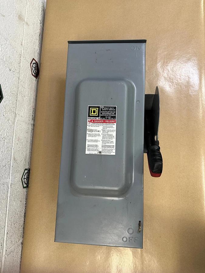 Used Square D HU363RB Disconnect Switch, 100A 600VAC Non Fused