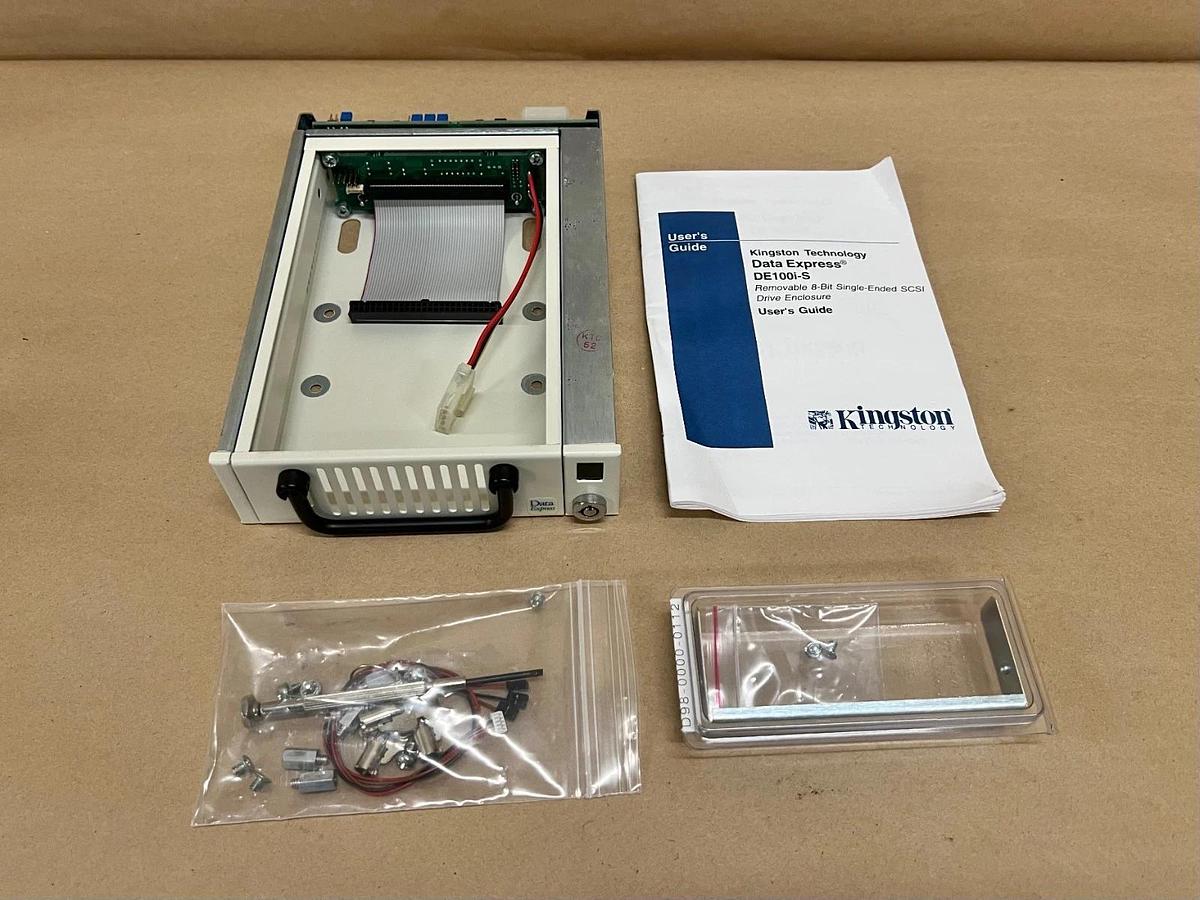 Used Kingston Technology DE100i-RS 5.25" Bay Removable Drive Enclosure