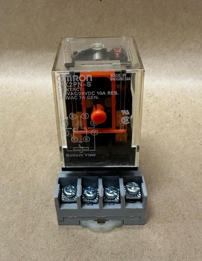 Used Omron MK2PN-S Contact w/ Dayton 5X852F Relay Base