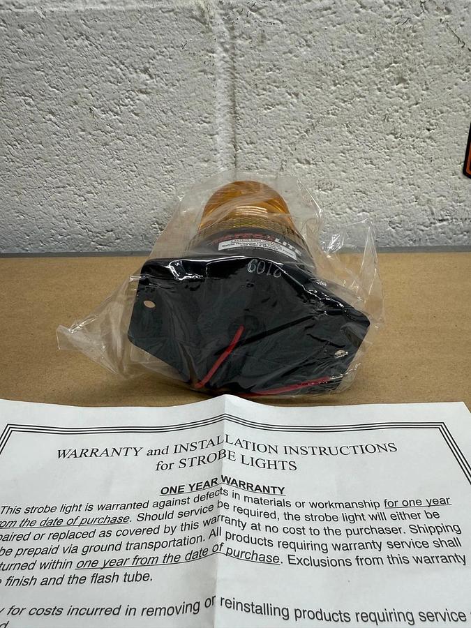 Used Meteorlite 5 Forklift Strobe Light (Amber) 12-80 VDC *NEW*
