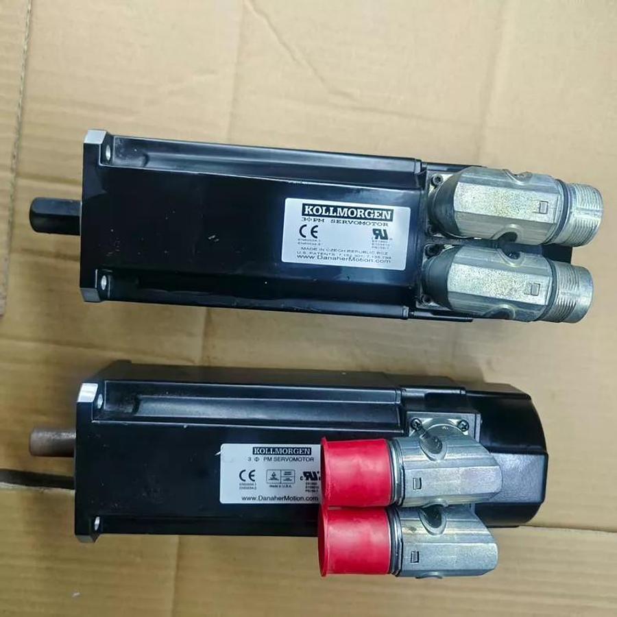 Used Kollmorgen DBL3N00130-B3M-000-S40 Servo Motor, SN: 1551496740