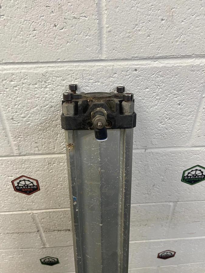 Used Pneumax 1319.100.1000.01 Pneumatic Cylinder 10 bar Max