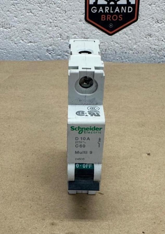 Used Schneider Electric 24506 D10A Circuit Breaker
