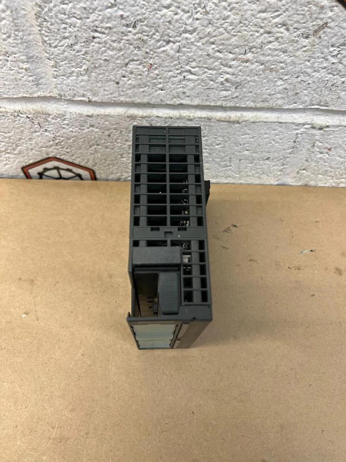 Used Siemens 6ES7 321-1BH02-0AA0 PLC Module