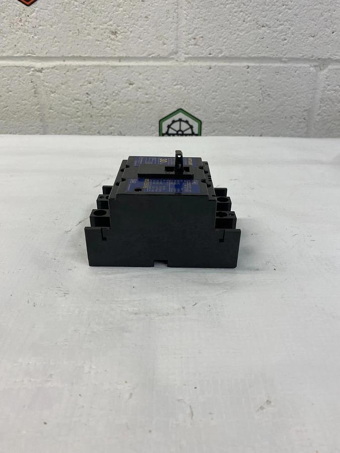 Used Mitsubishi NF30-CS 30 AMP No-Fuse Breaker 500 VAC (50-60 Hz)