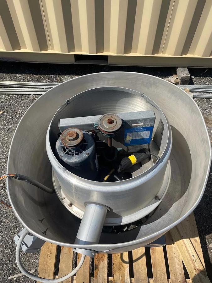 Used Penn Ventilation FX13BFT Centrifugal Upblast Roof Exhauster
