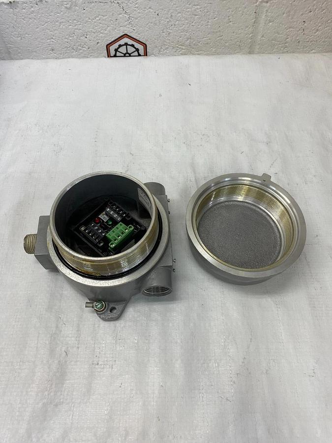 Used Hubbell Killark HKB-BC-GA Instrument Enclosure Cast Aluminum, Threaded