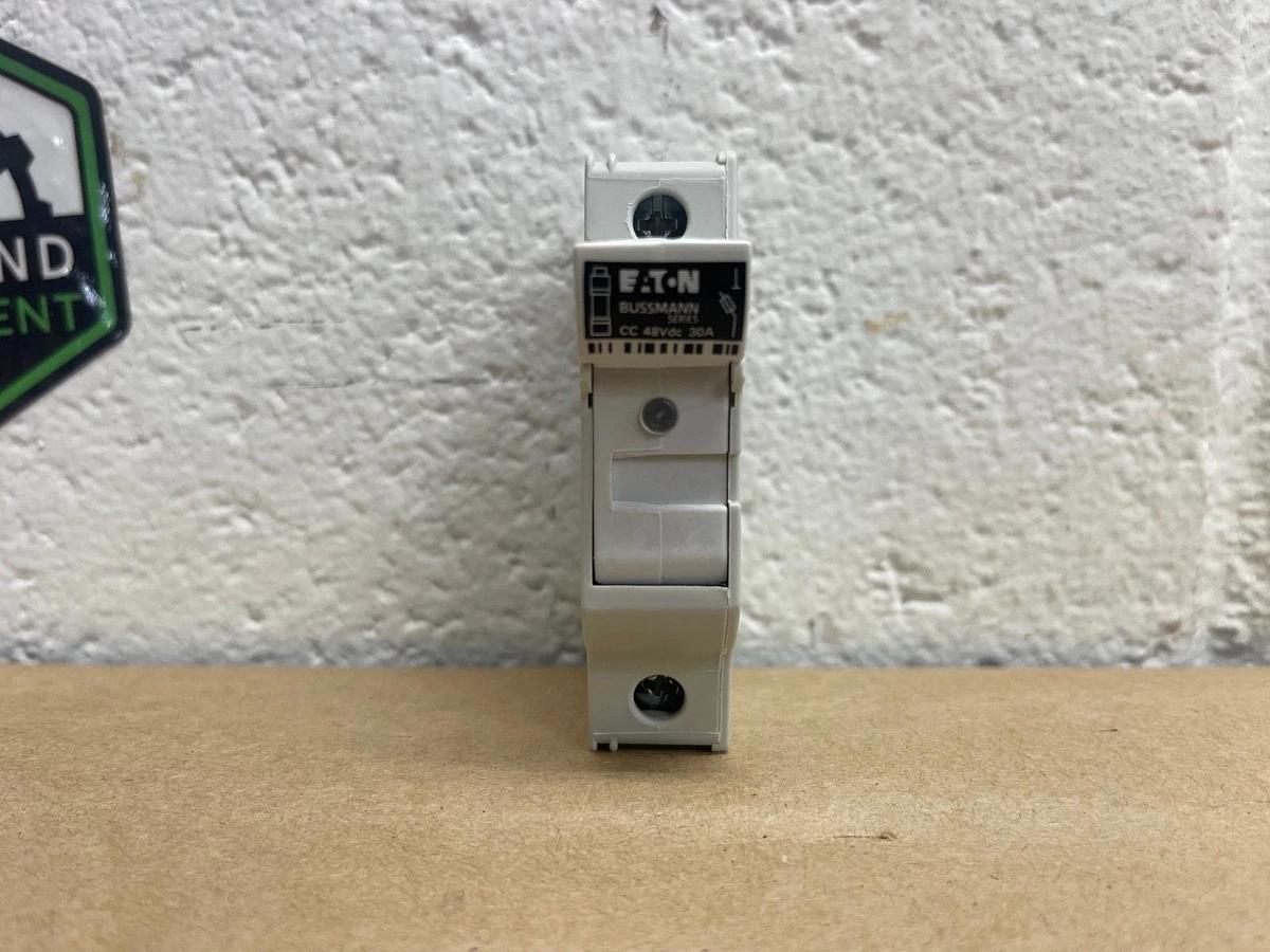 Eaton CHCC1DI-48U, 30A, 48V Modular Fuse Holder - Open Box of 11 *NEW*