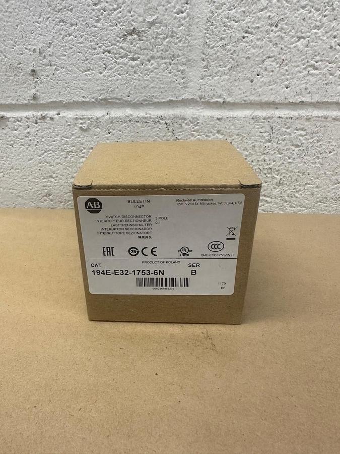 Allen Bradley 194E-E32-1753-6N Ser B Switch Disconnector, No Knob