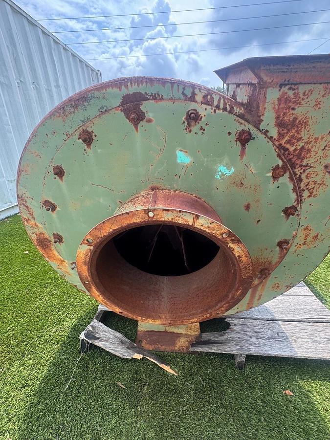 Used Industrial Blower Fan, CW Top Horizontal Blower, No Drive, 13.5” Inlet