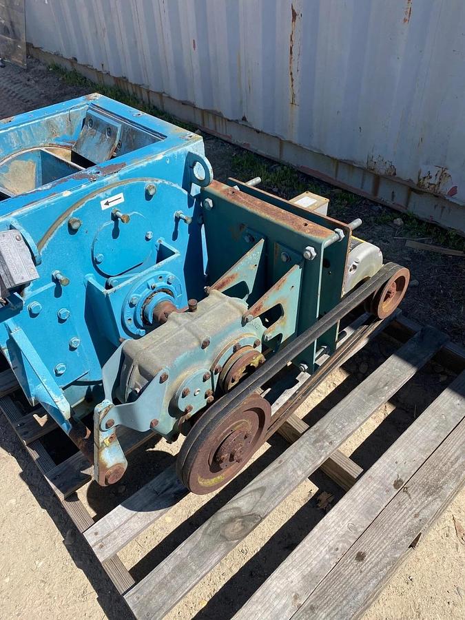 Used Rader 20x20 ESW Rotary Airlock, 5HP Baldor Motor, TXT4B Dodge Gearbox S/N MD5384