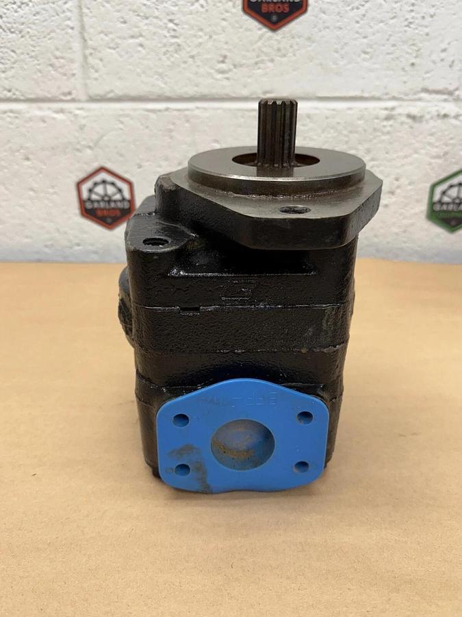 Used Parker 324-9110-119 Hydraulic Motor