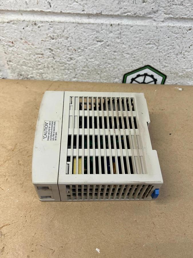 Used idec PS5R-SE24 90W Power Supply
