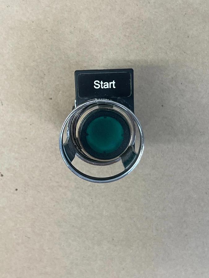 Used Siemens 3SB3400-0B Start Button
