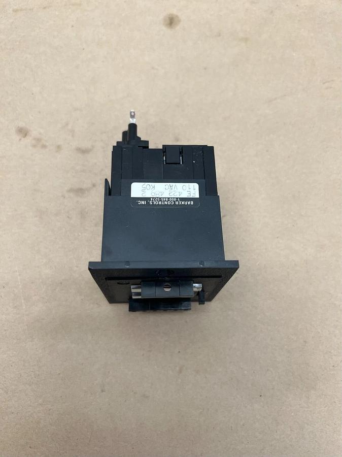Barker Controls FE 422 489 2 110VAC Time/Counter Module