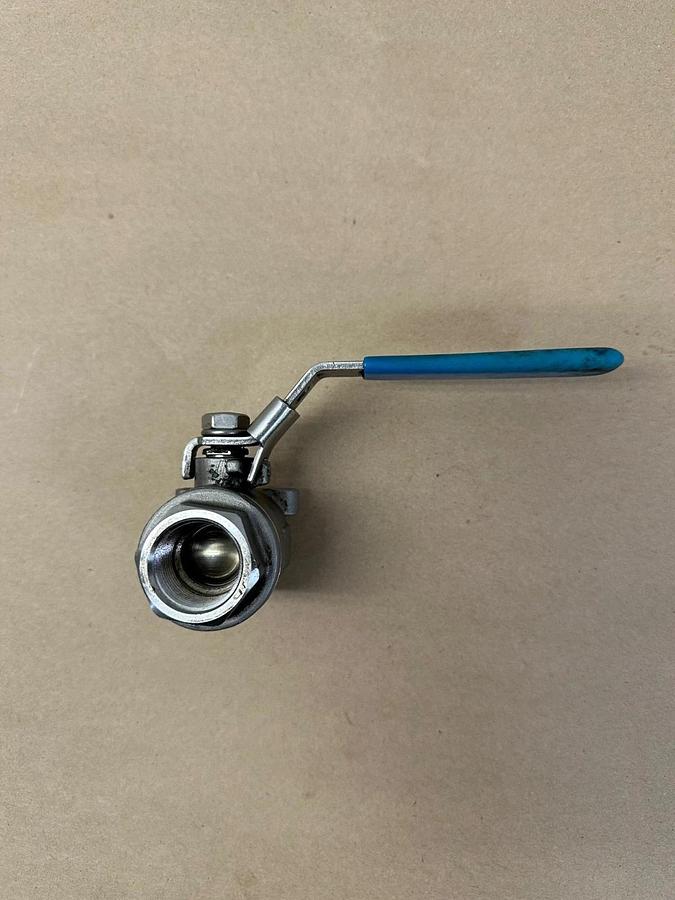 Used Duravalve 1000 WOG CF8M 2 Way 1” Ball Valve