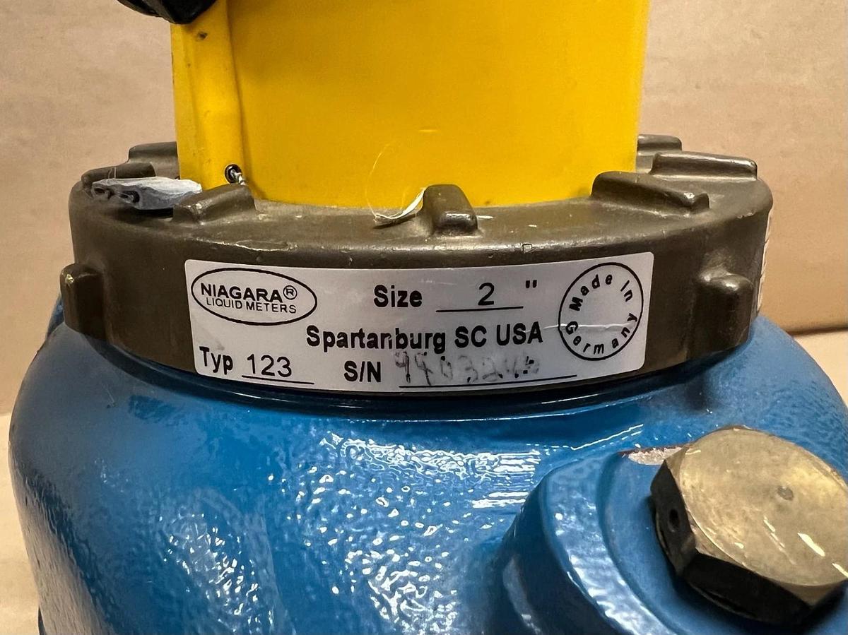 Used Niagara Liquid Meters Typ 123 Size 2" Flowmeter, Max. 122 F, 227 PSI ,Flow Meter
