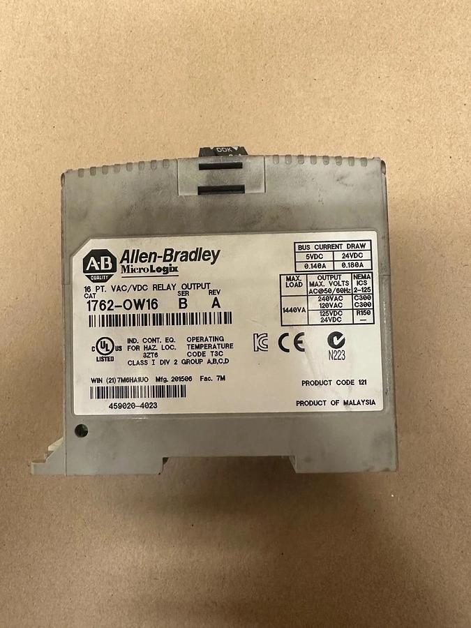 Used Allen Bradley 1762-OW16 Ser B MicroLogix 16 Point VAC/VDC Relay Output