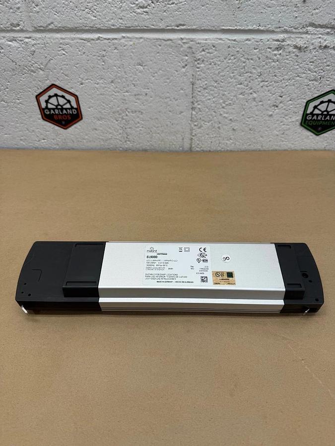 Used Nvent Hoffman EL900D LED Enclosure Light, 100-240V, 50/60Hz