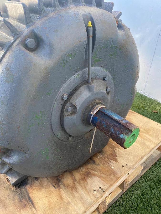 Used Reliance Electric X324009AI-JV Duty Master AC Motor 150HP 885RPM 5005S Frame