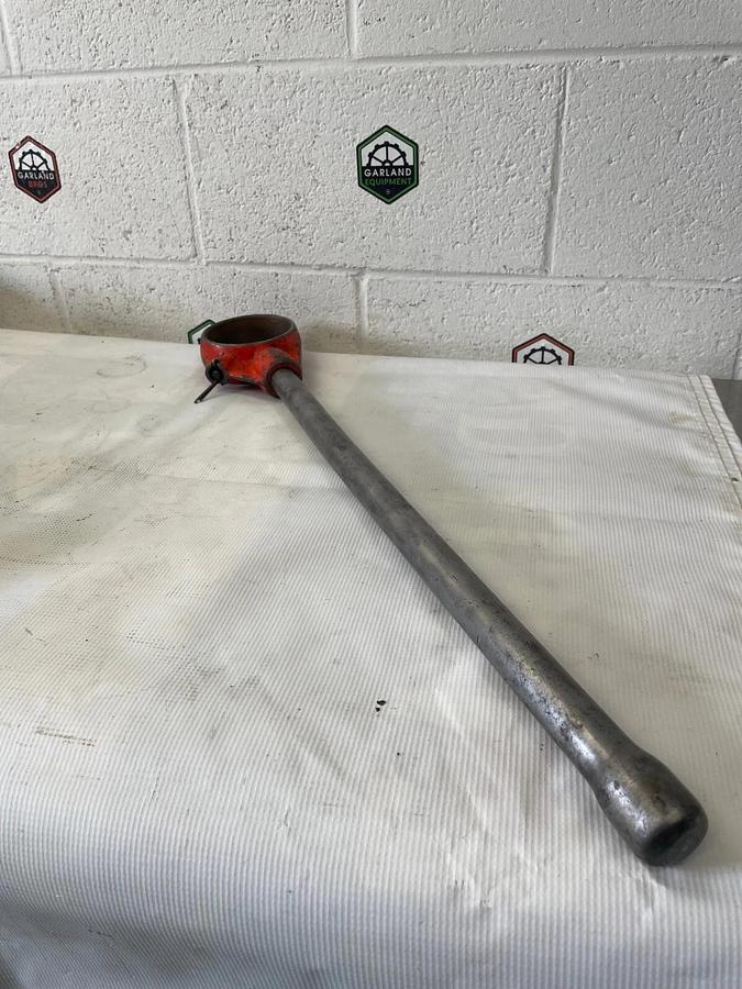 Used Ridgid Exposed Rachet Threader Set 17 Pieces, Ratchet Threader & Strap Wrench