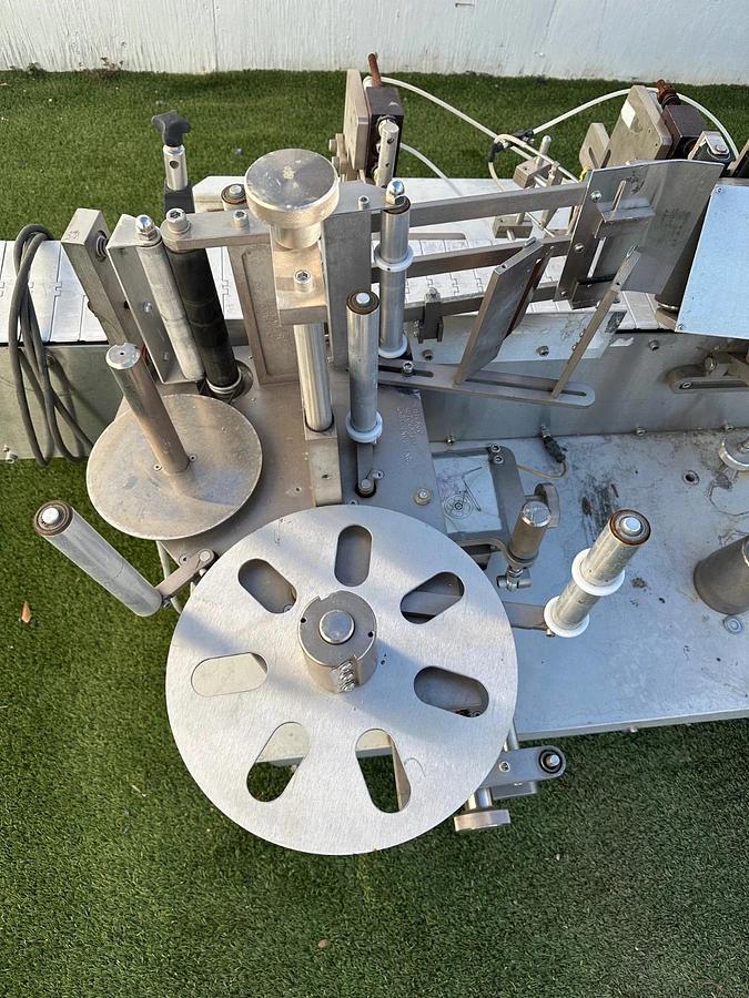 Used Chicago Automated Labeling Wrap Labeler, 120VAC, 20A, 7.5” W x 10’ L Belt