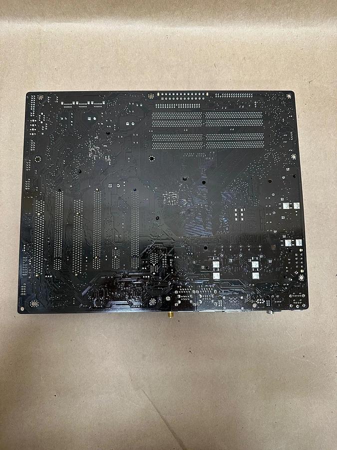 Used ASUS P5N32-SLI Premium Motherboard *NEW*