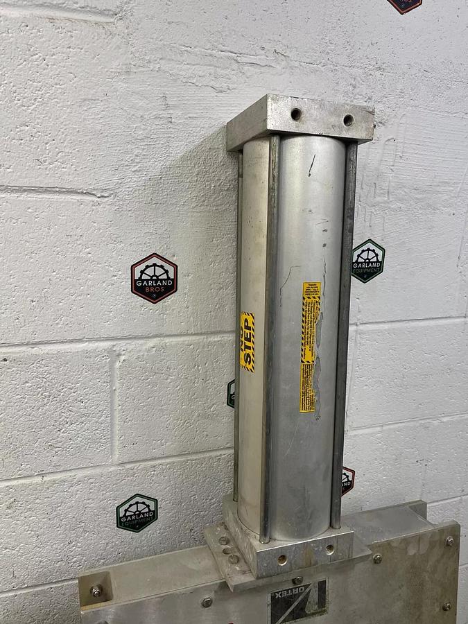 Used Salina Vortex SA18-MG-SB-RS Pneumatic Gate Knife Valve, 18”x18”